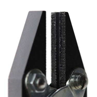Close-up of Maun parallel plier serrated jaws showing the V-slot for secure wire gripping.