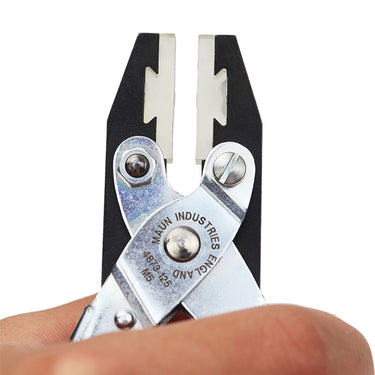 Front view of Maun 125mm parallel action plier showing the precision plastic jaws.